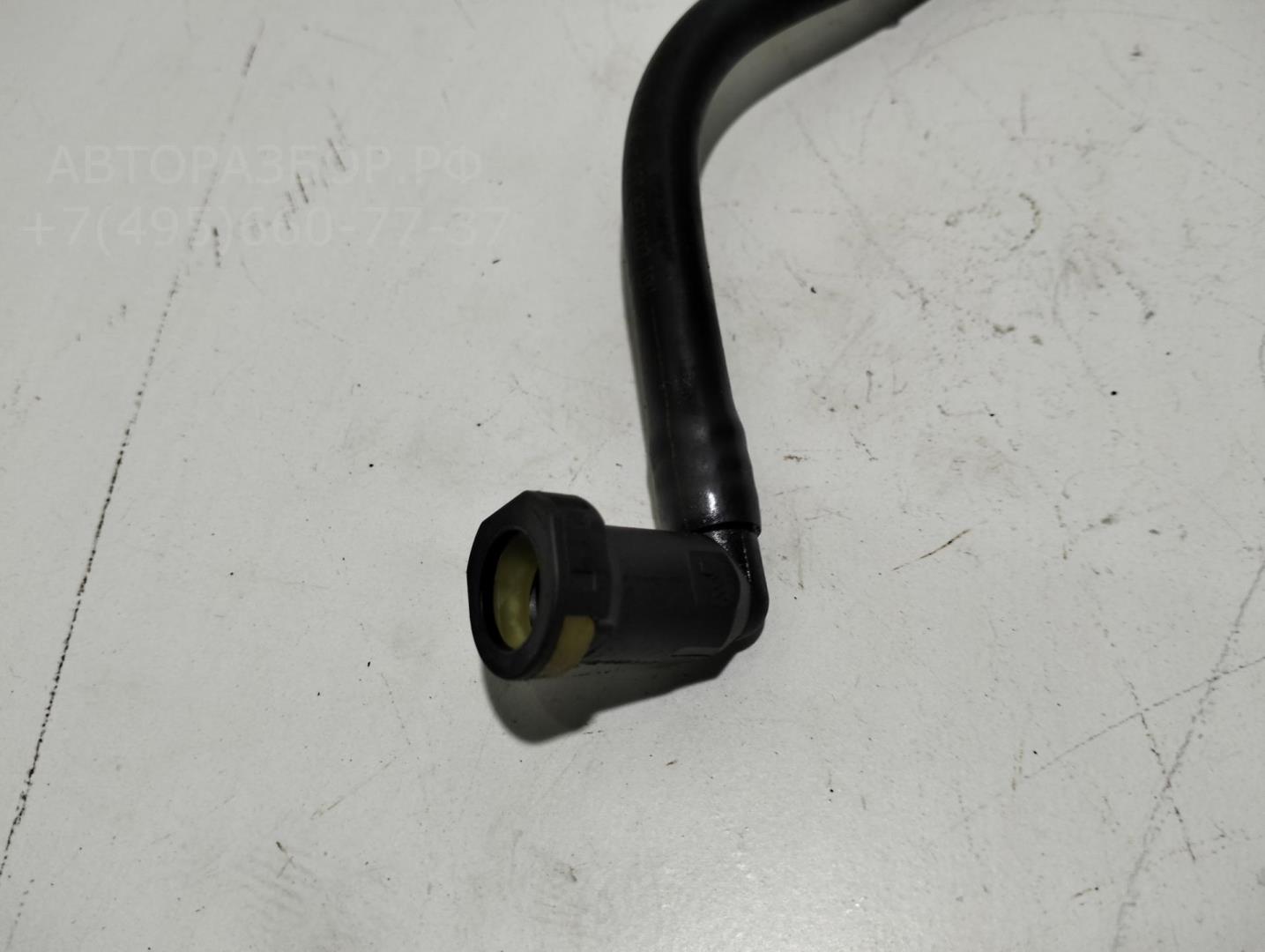 Трубка топливная