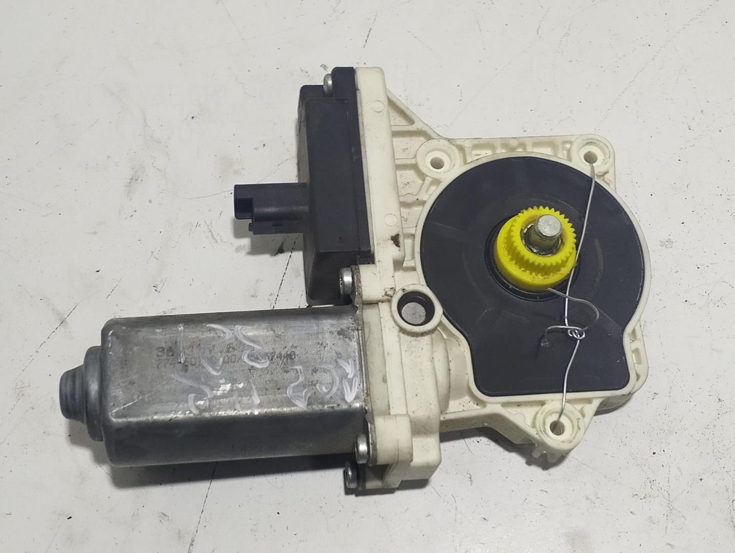 Моторчик стеклоподъемника