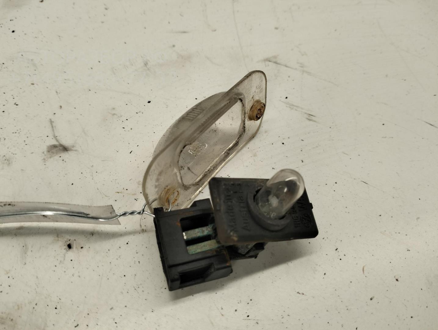 Фонарь подсветки номера