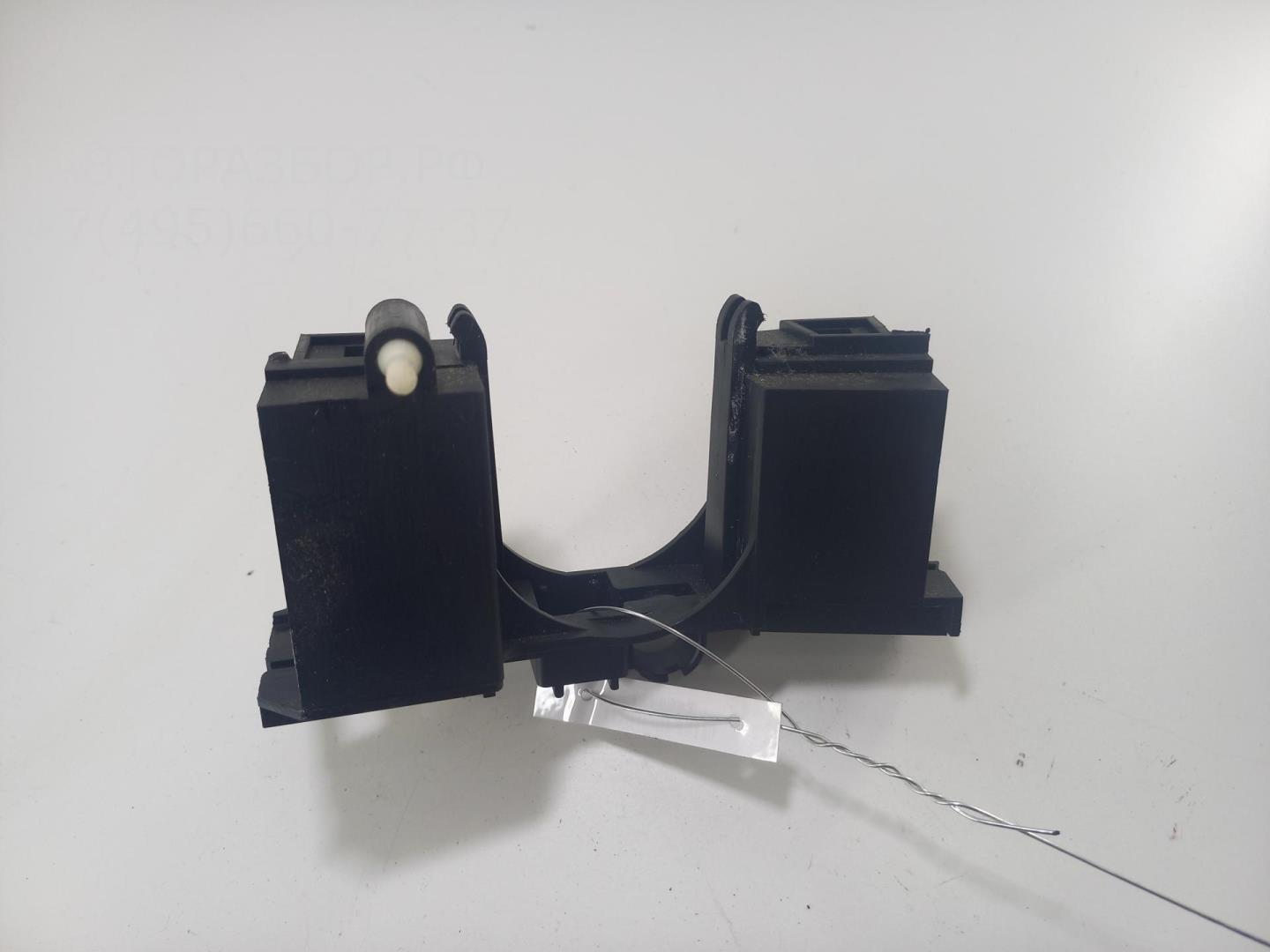 Кронштейн (сопут. товар)