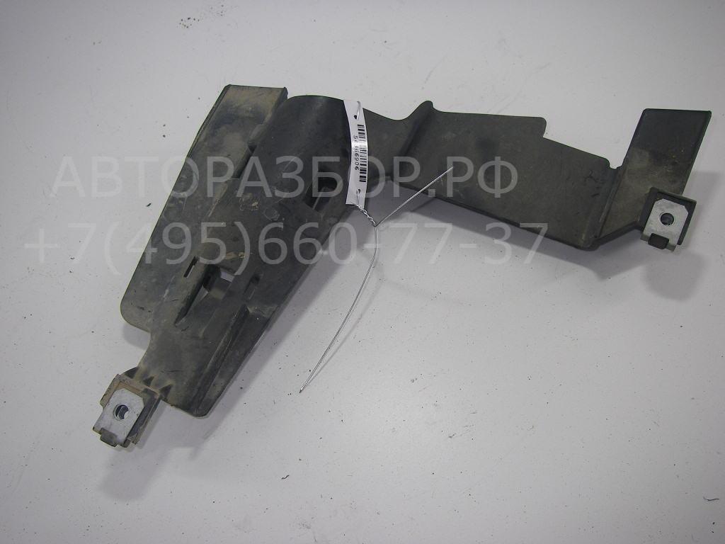 Крепеж фары