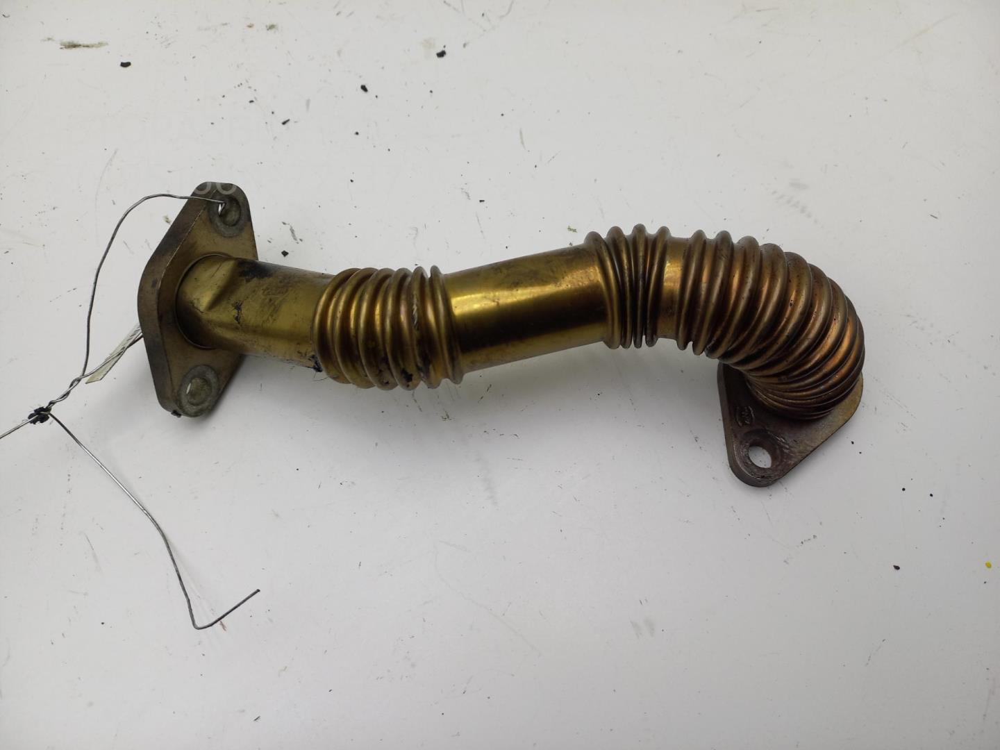 Трубка картерных газов