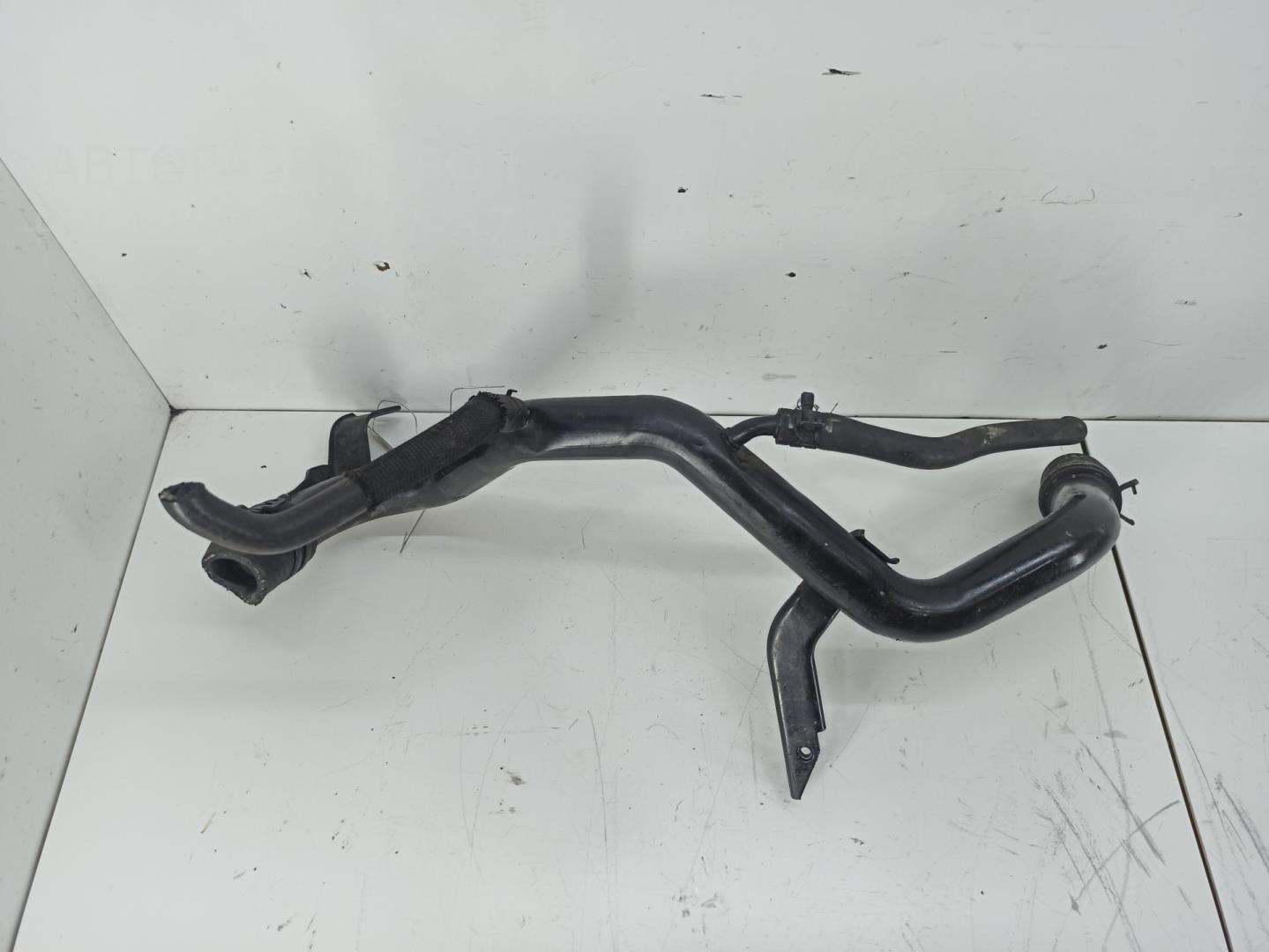 Трубка системы охлаждения