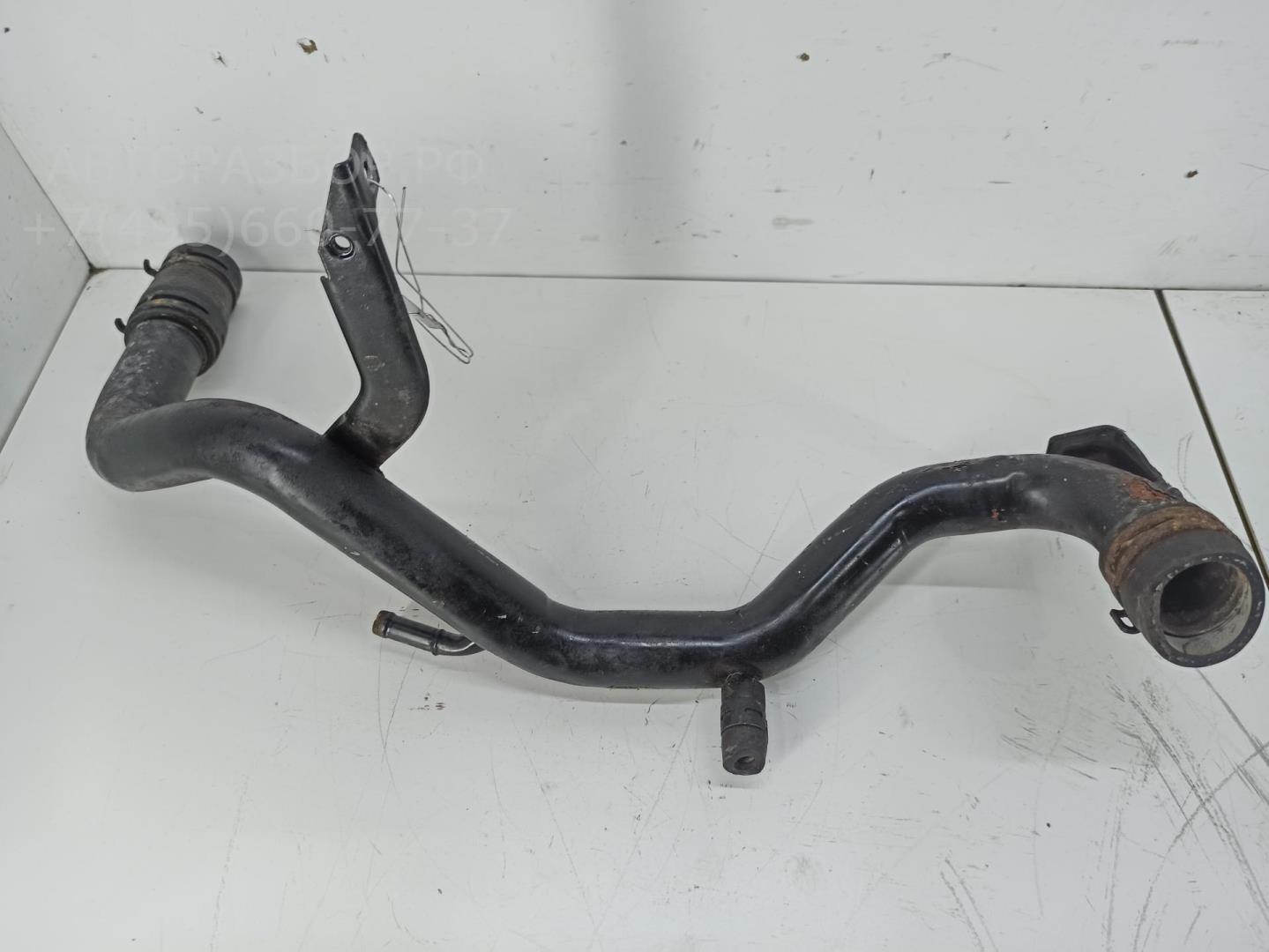 Трубка системы охлаждения