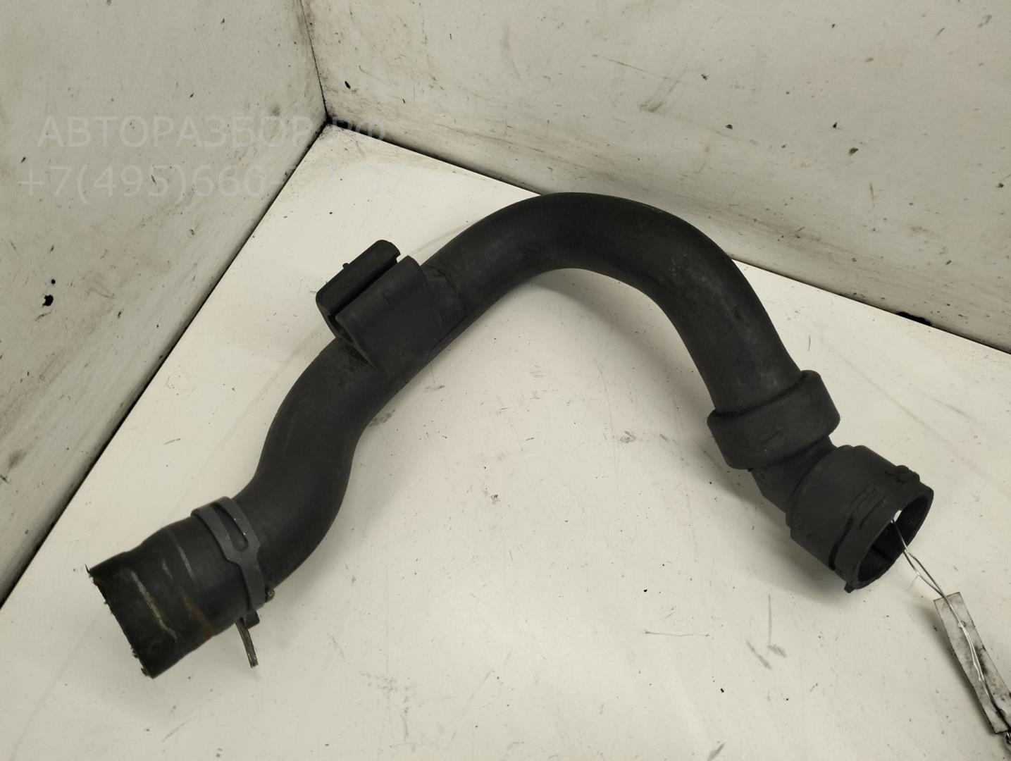 Патрубок радиатора