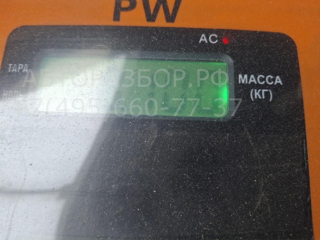 Крышка фары левой