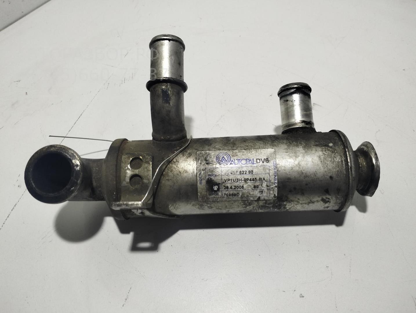 Тройник вентиляции картерных газов