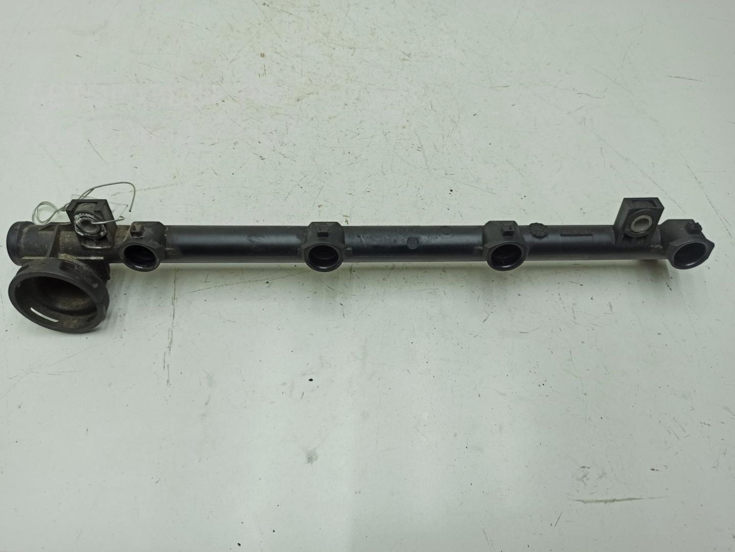 Рейка топливная (рампа)