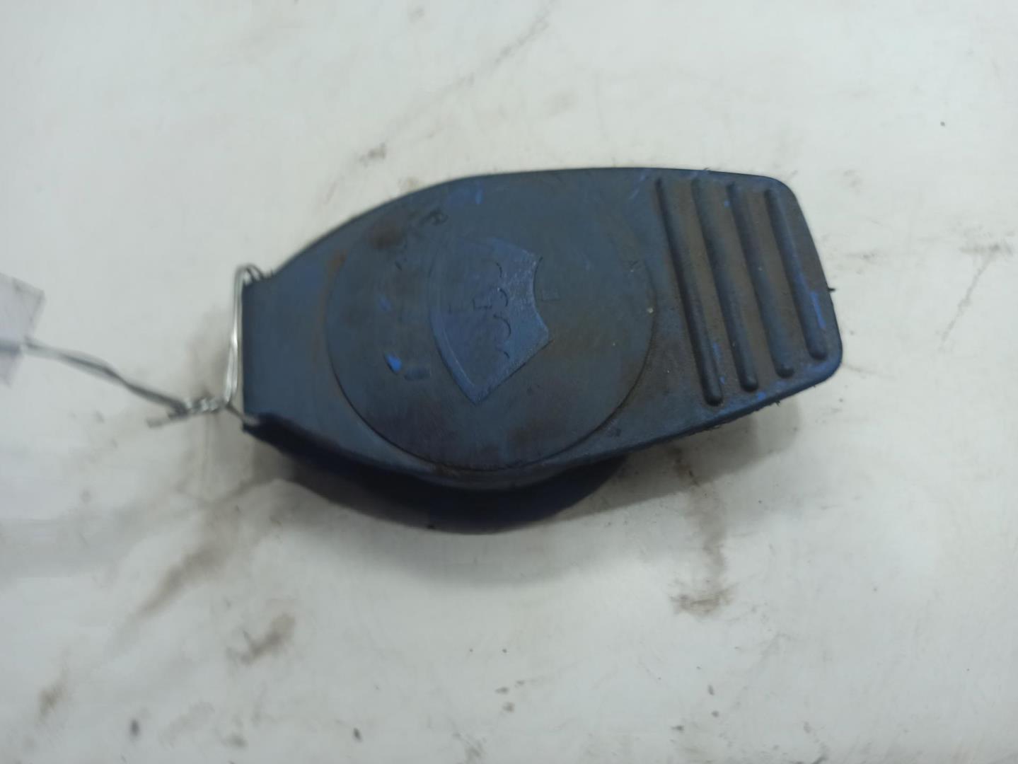 Крышка бачка омывателя