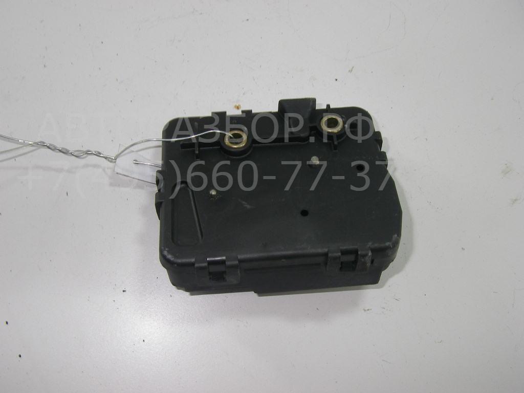 Замок багажника