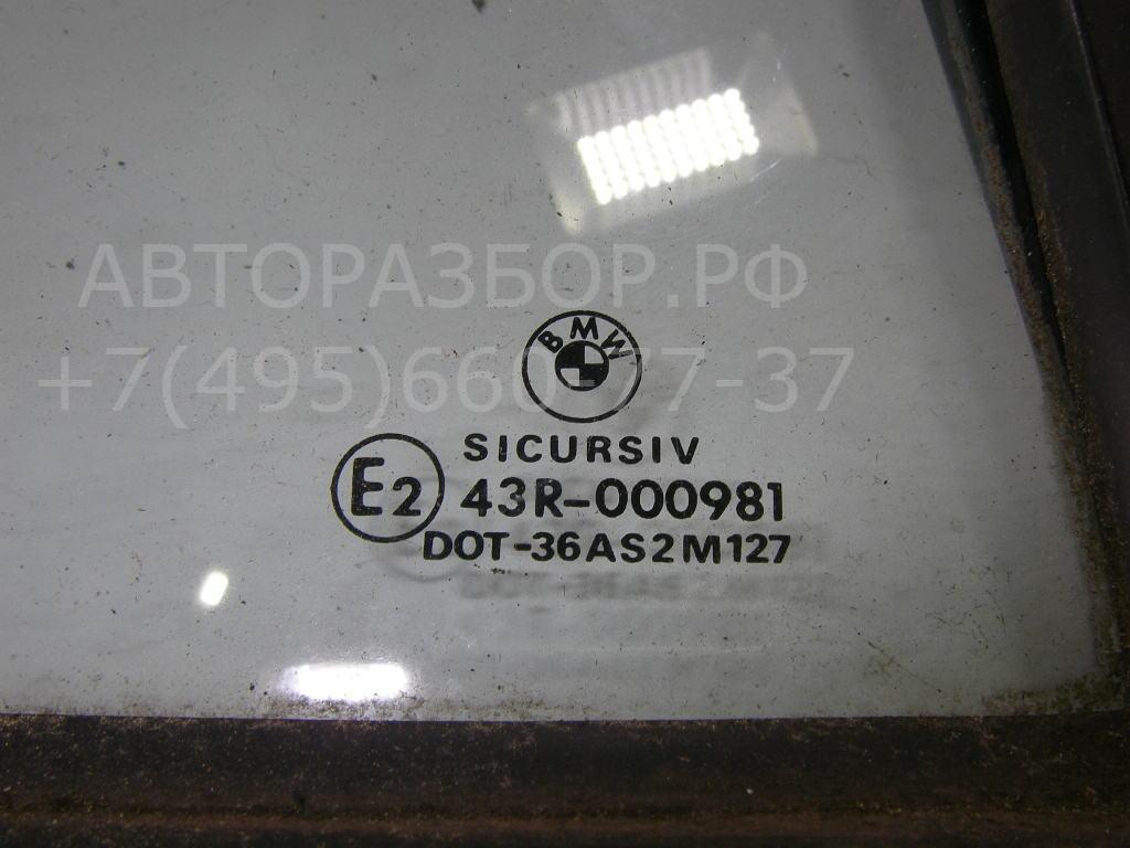 Стекло двери задней правой (форточка)