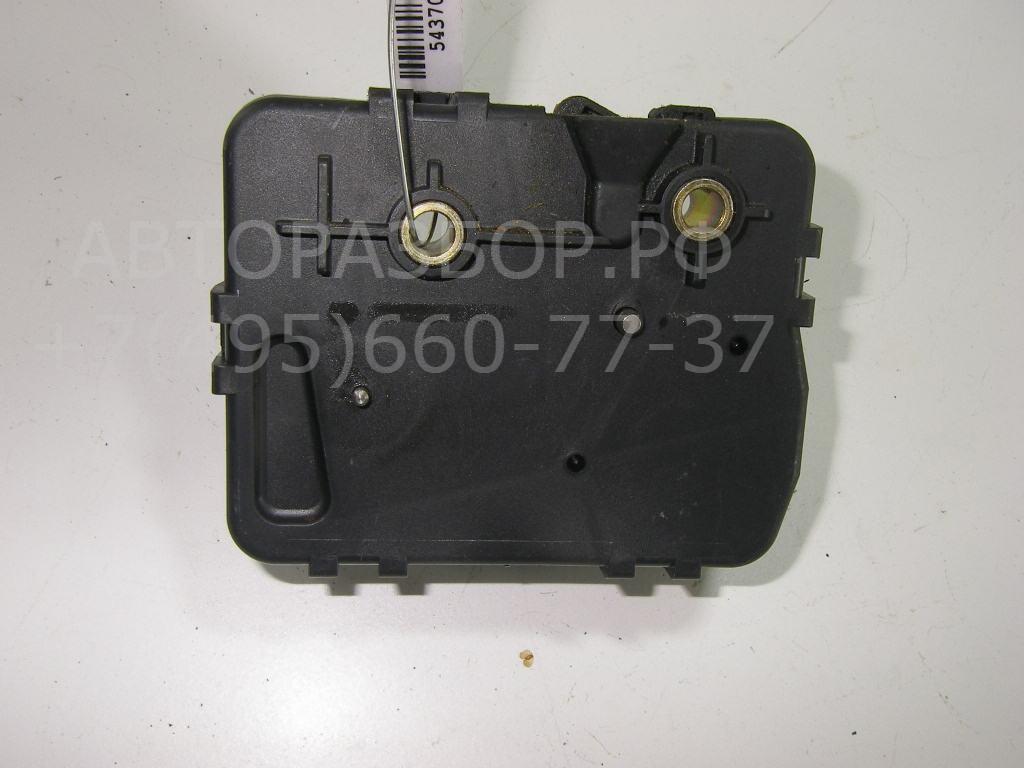 Замок багажника