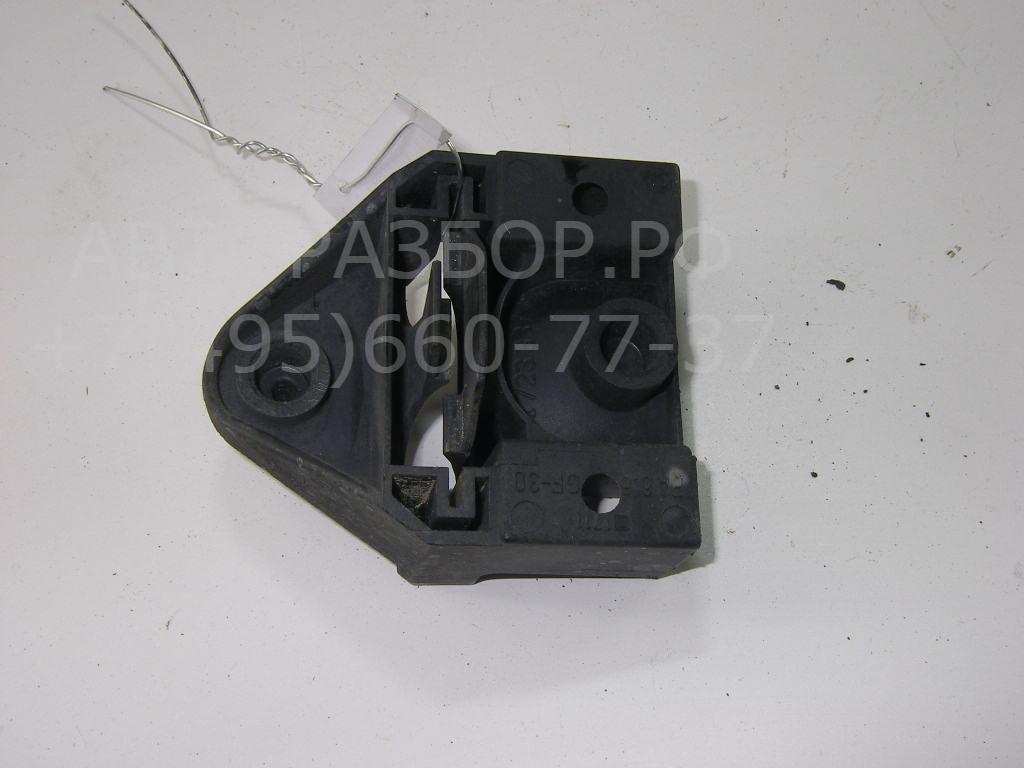 Кронштейн радиатора