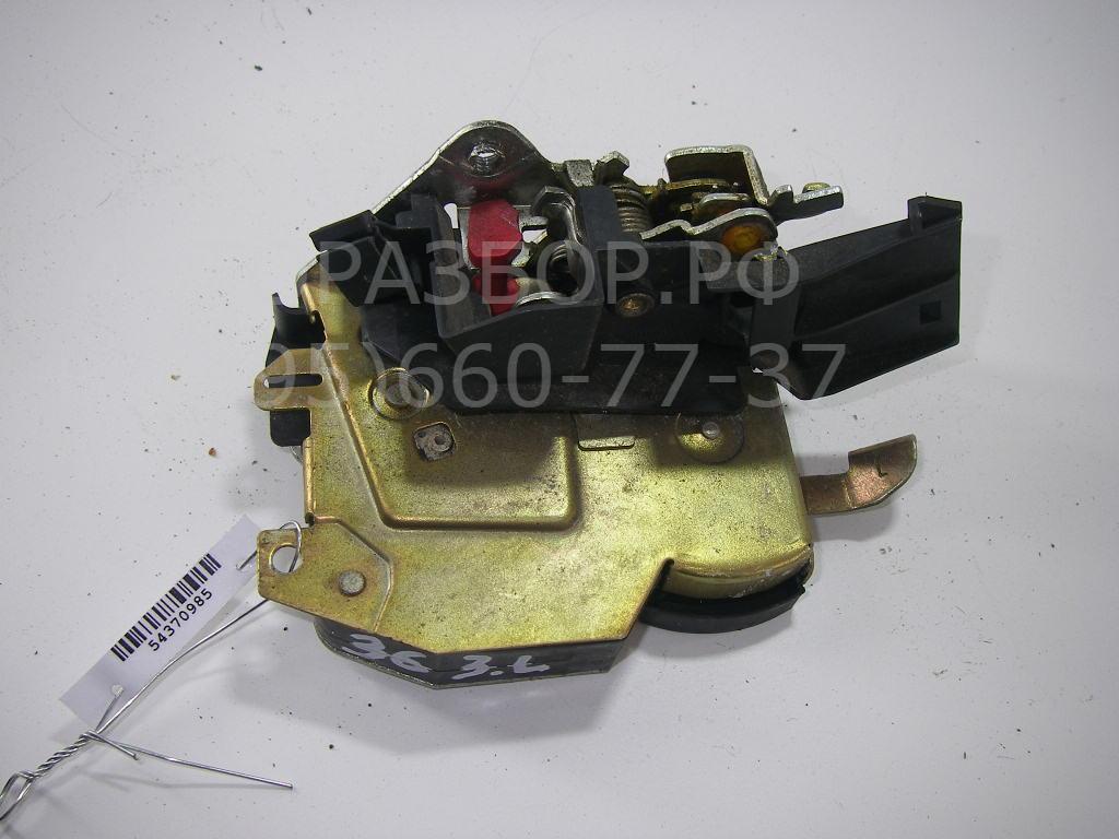 Замок двери задней левой