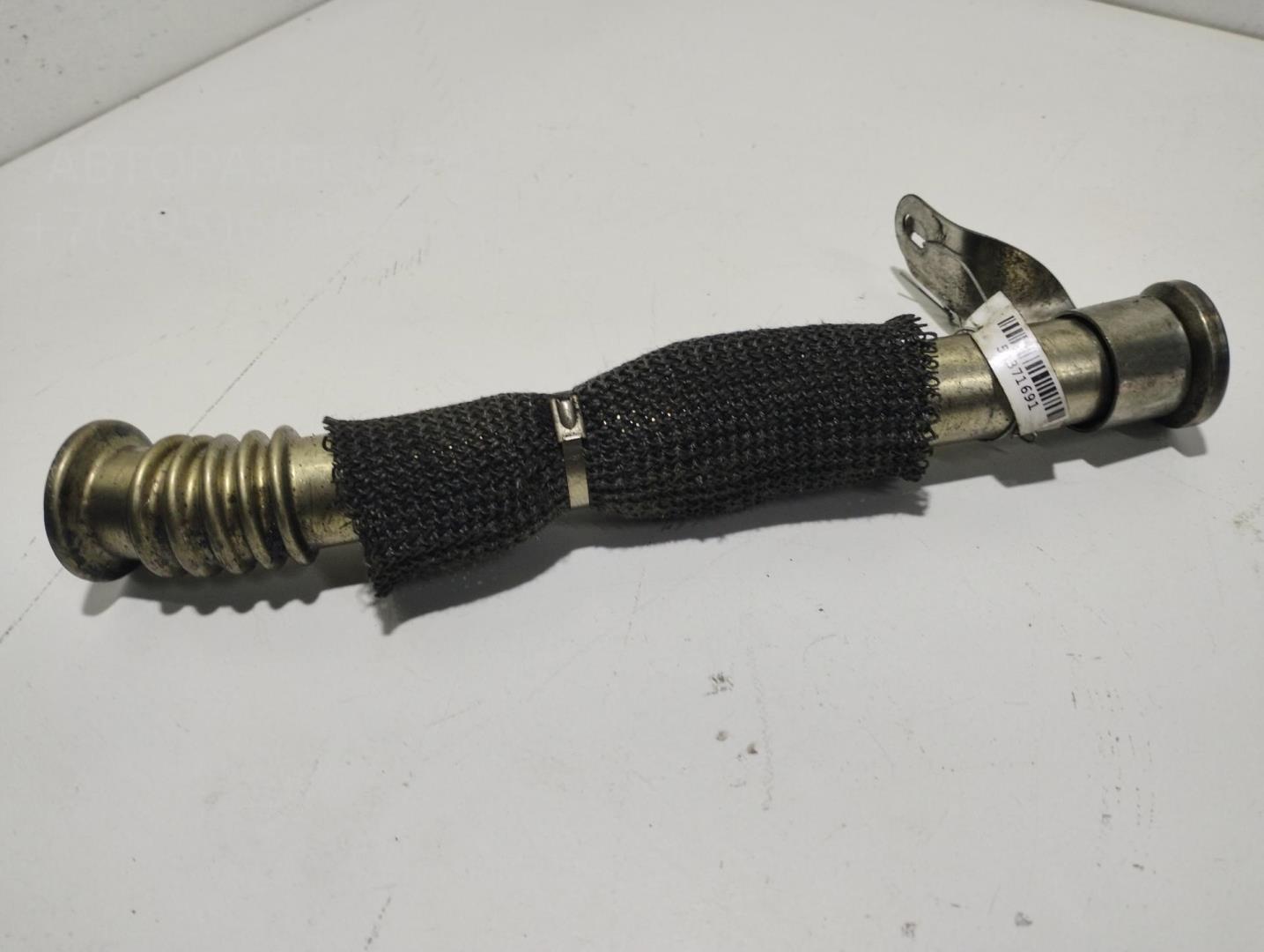 Трубка картерных газов