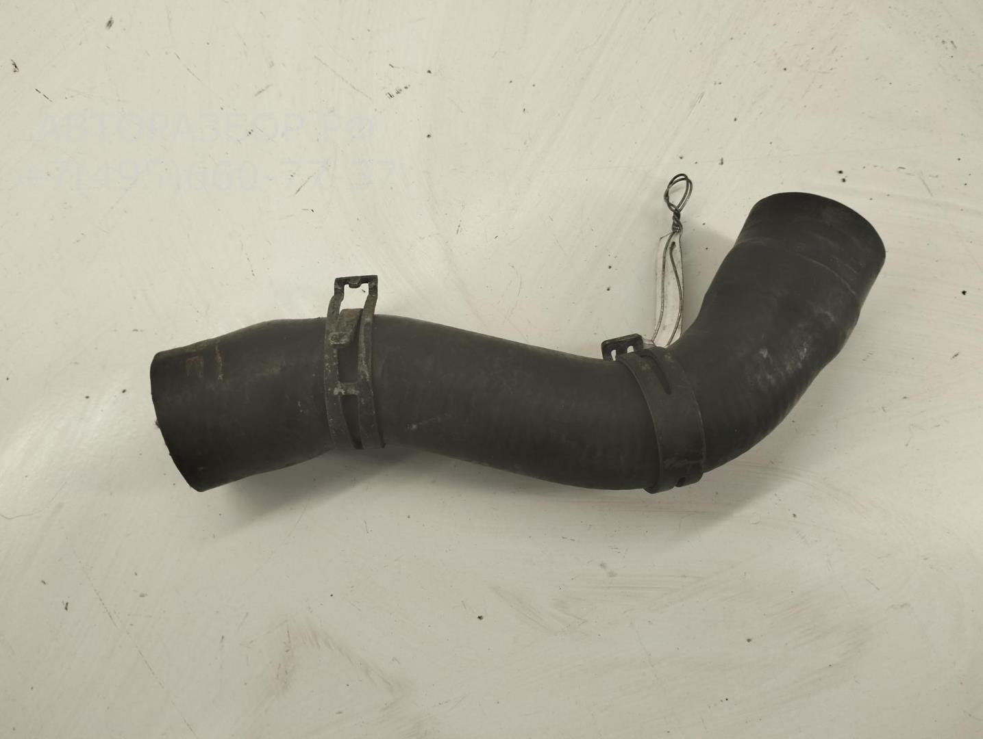 Патрубок радиатора