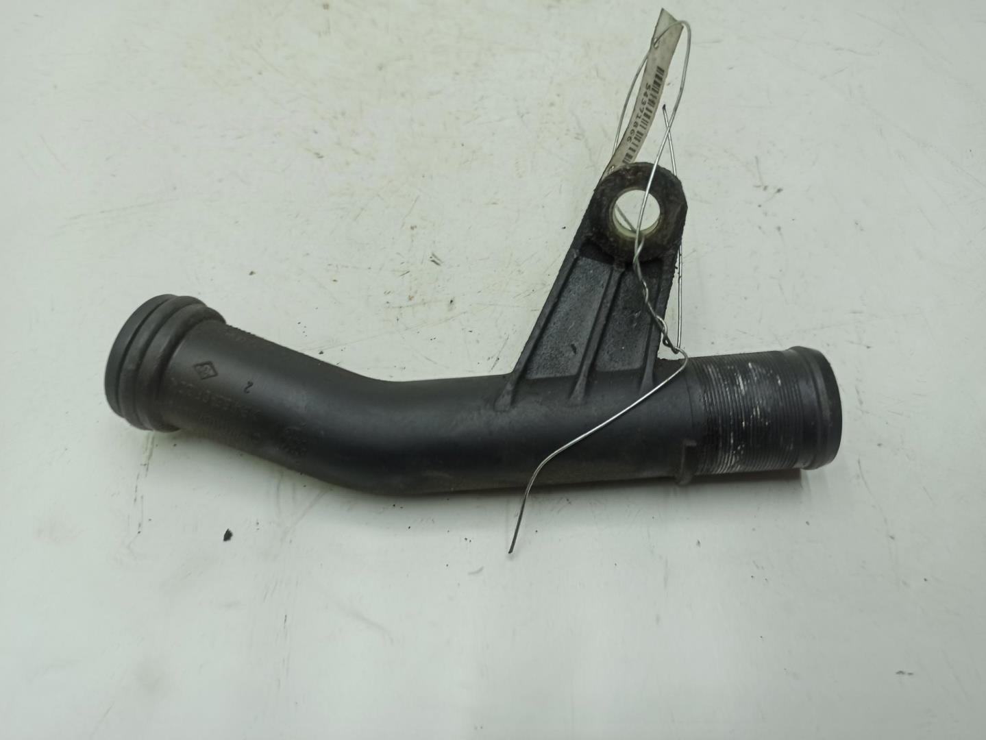 Трубка системы охлаждения