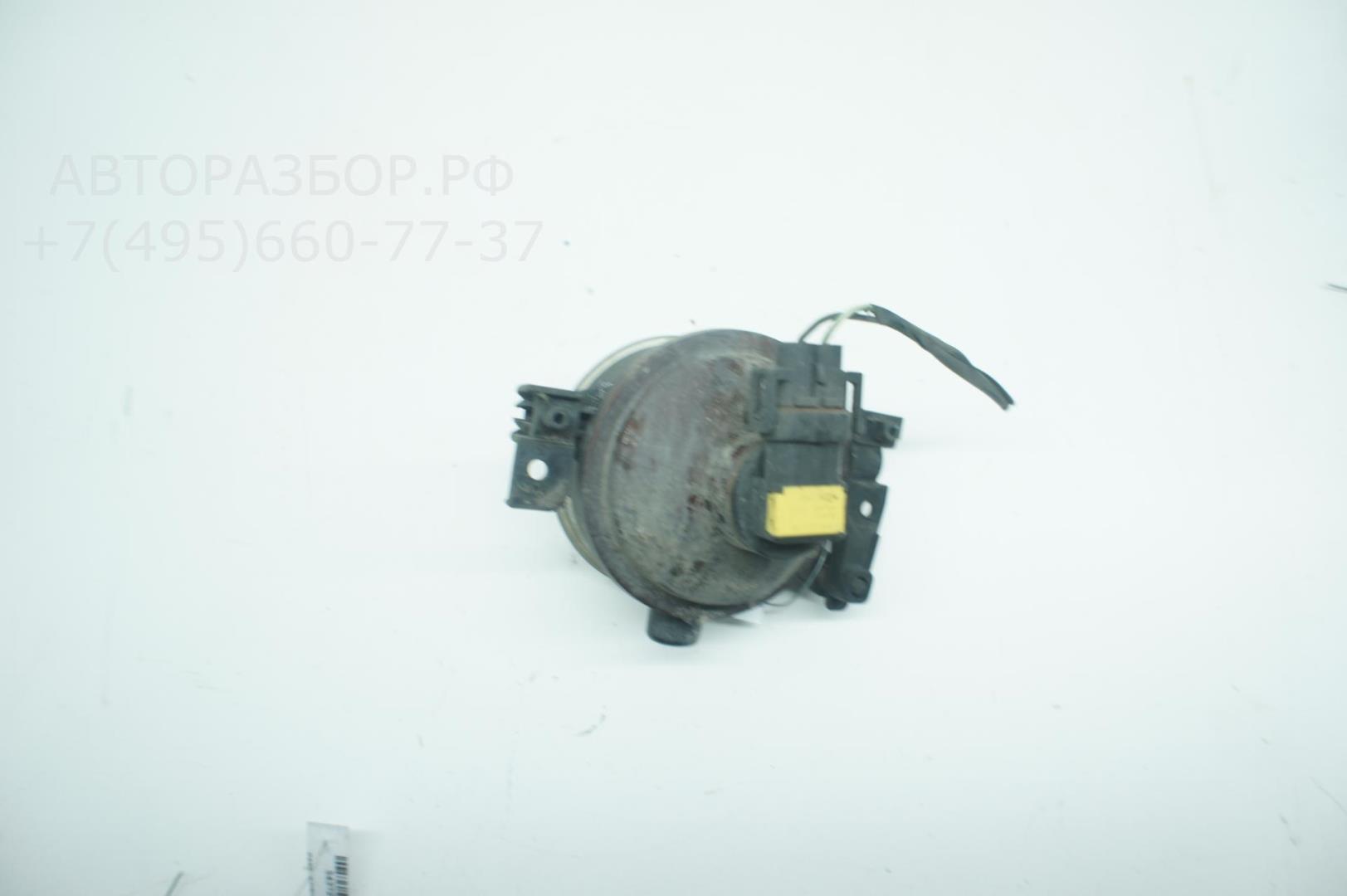 Фара противотуманная правая