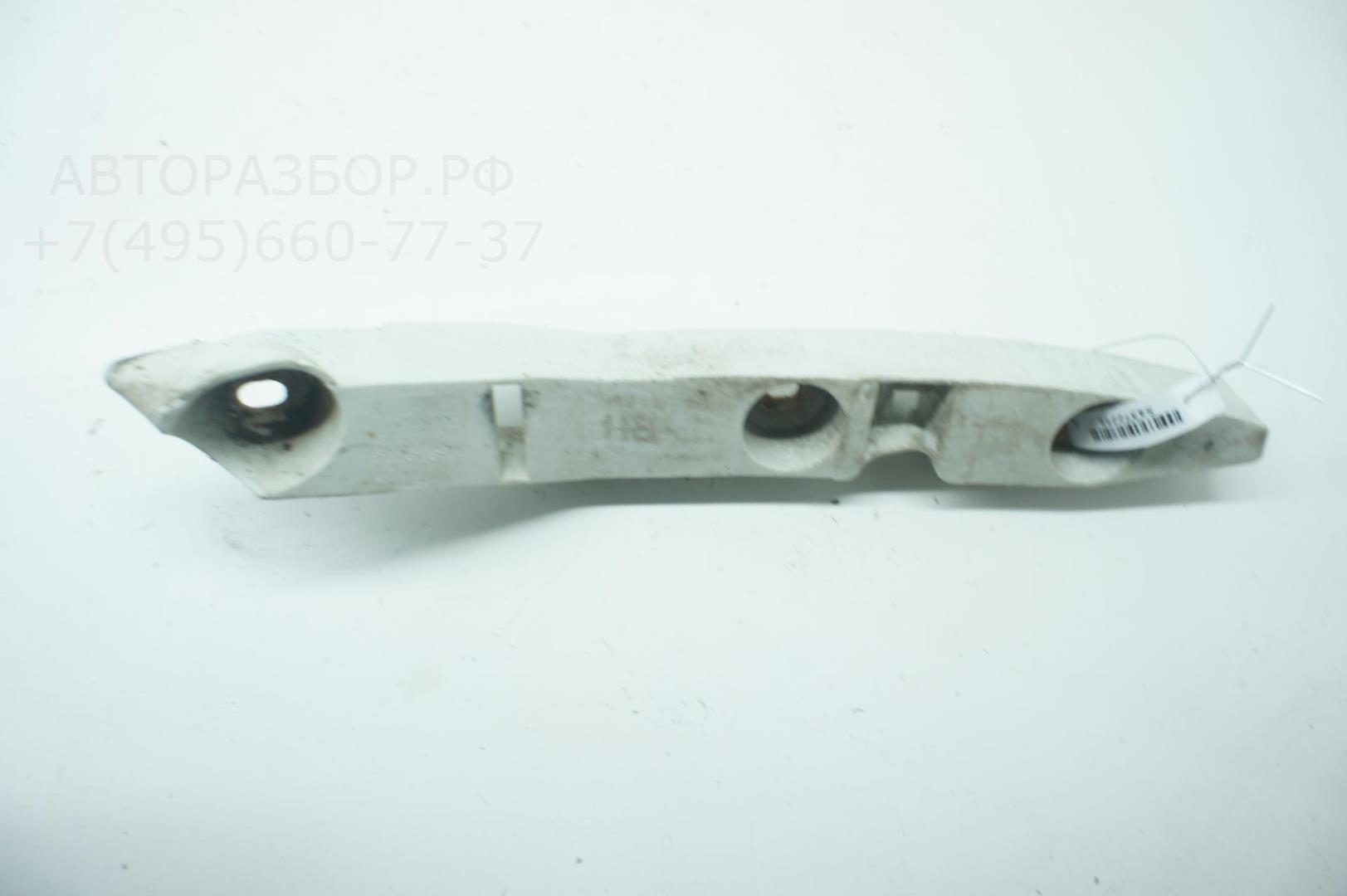 Кронштейн переднего бампера правый