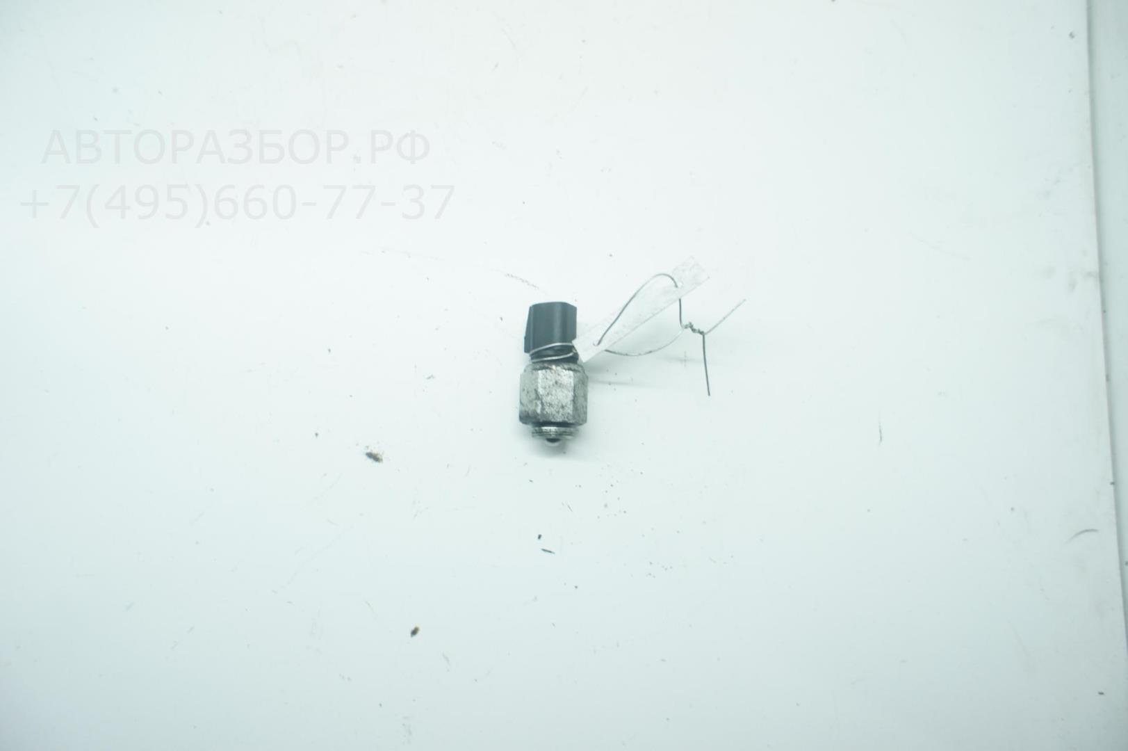 Датчик включения заднего хода