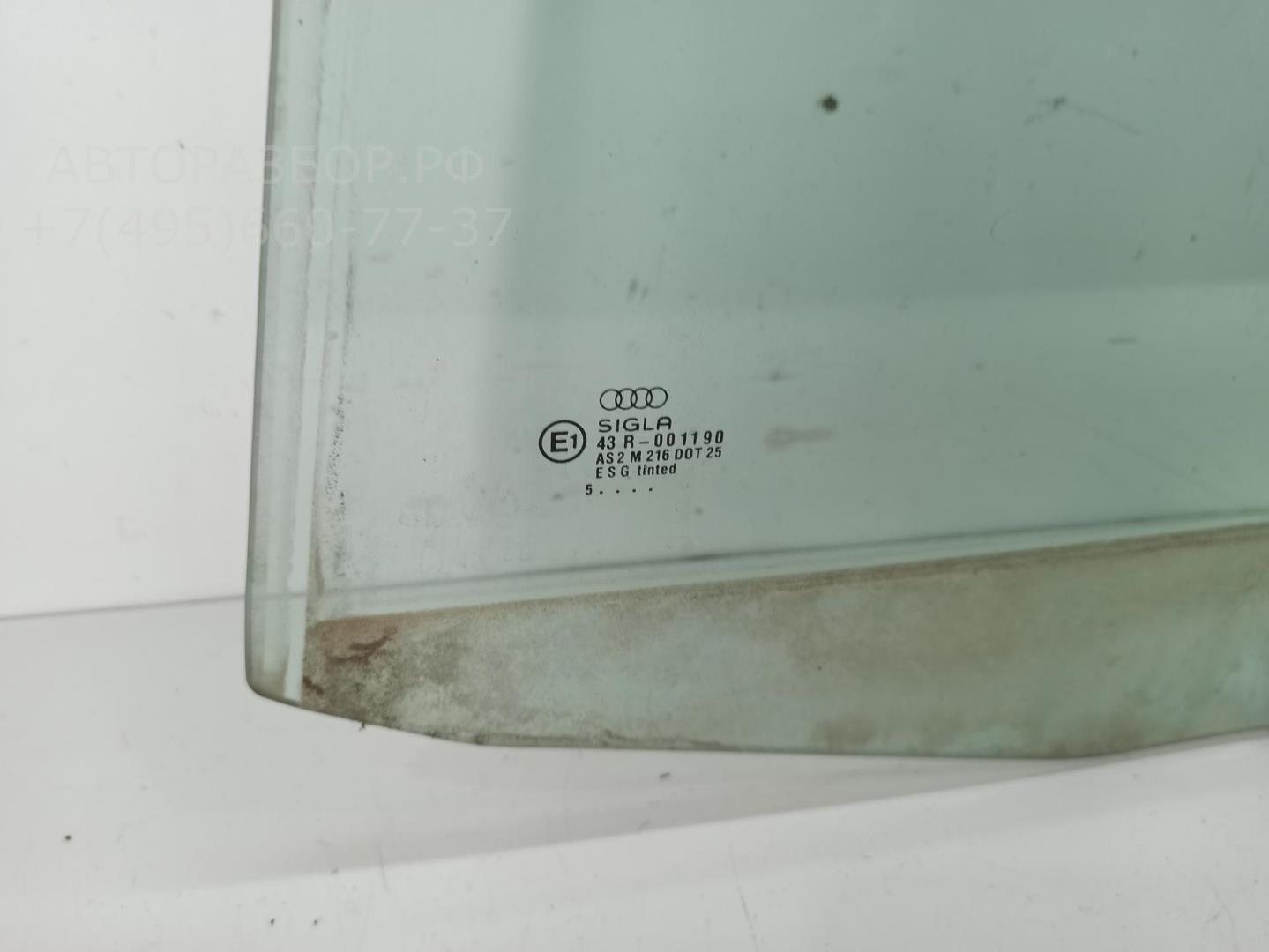 Стекло двери задней левой