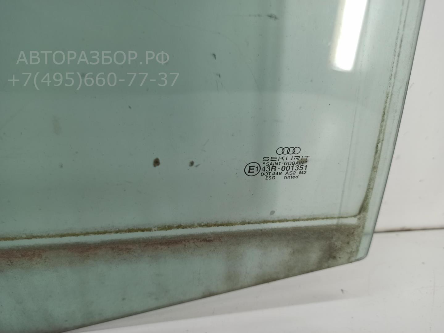 Стекло двери задней правой