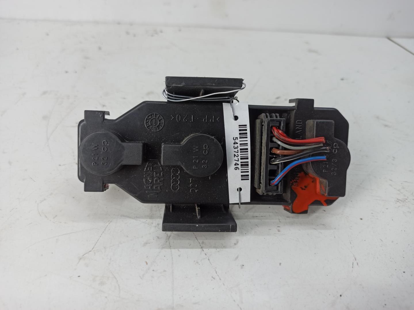 Плата заднего фонаря левого