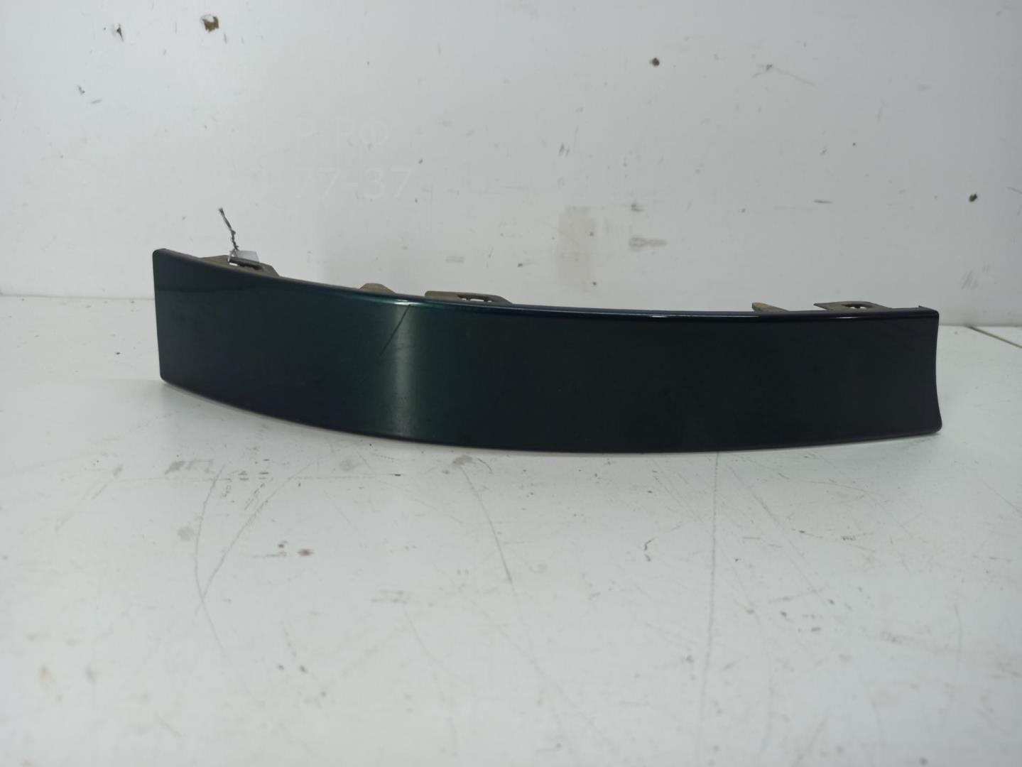 Планка под фару левая