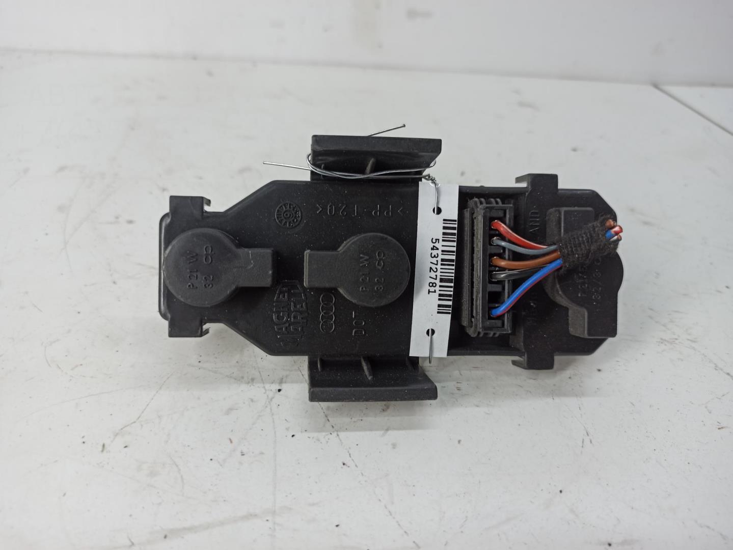 Плата заднего фонаря левого