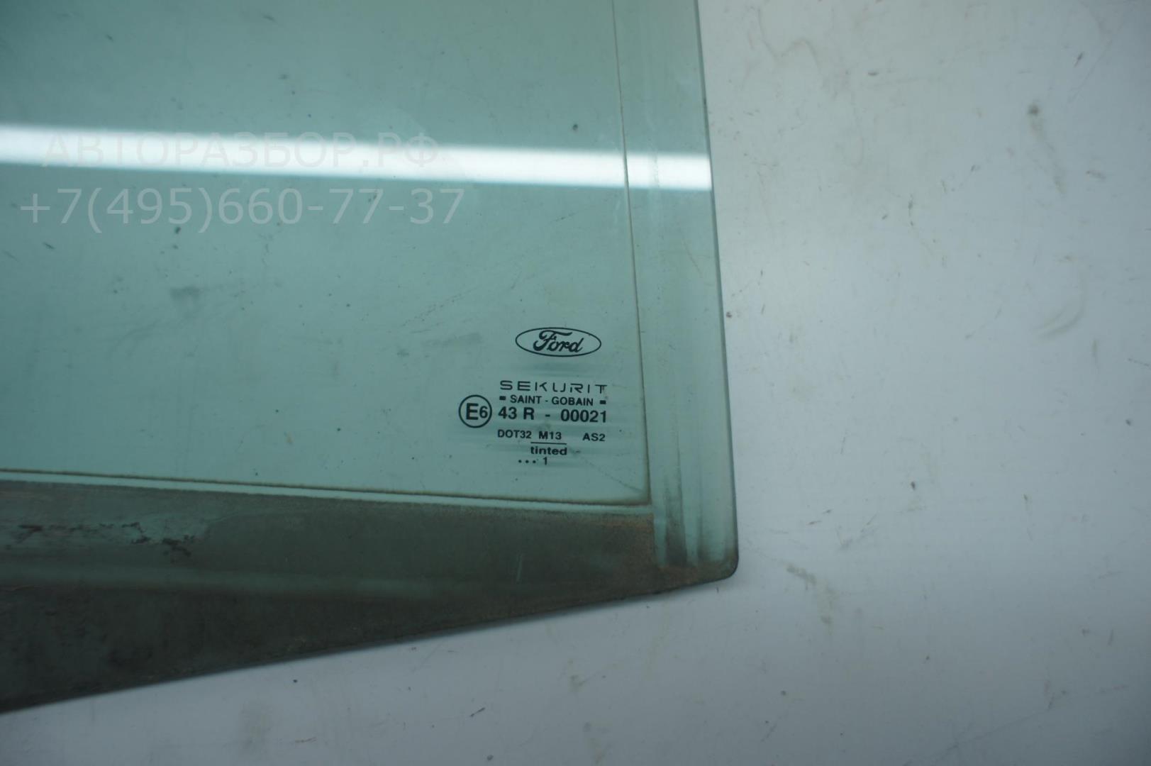 Стекло двери задней правой