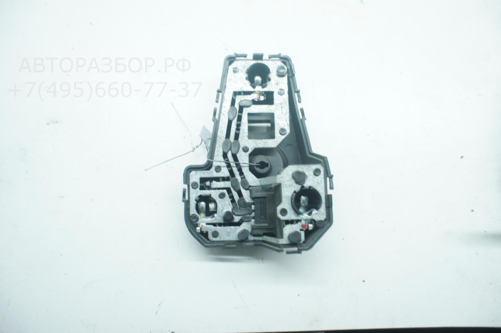 Плата заднего фонаря левого