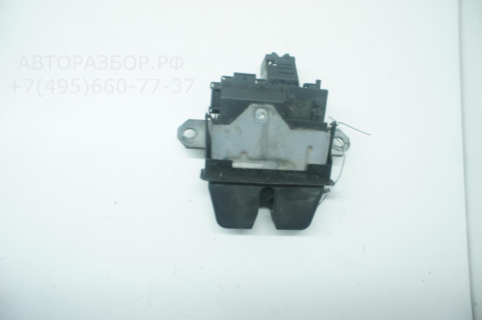 Замок багажника