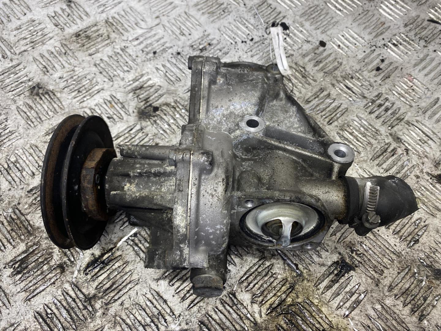 Насос водяной (помпа)