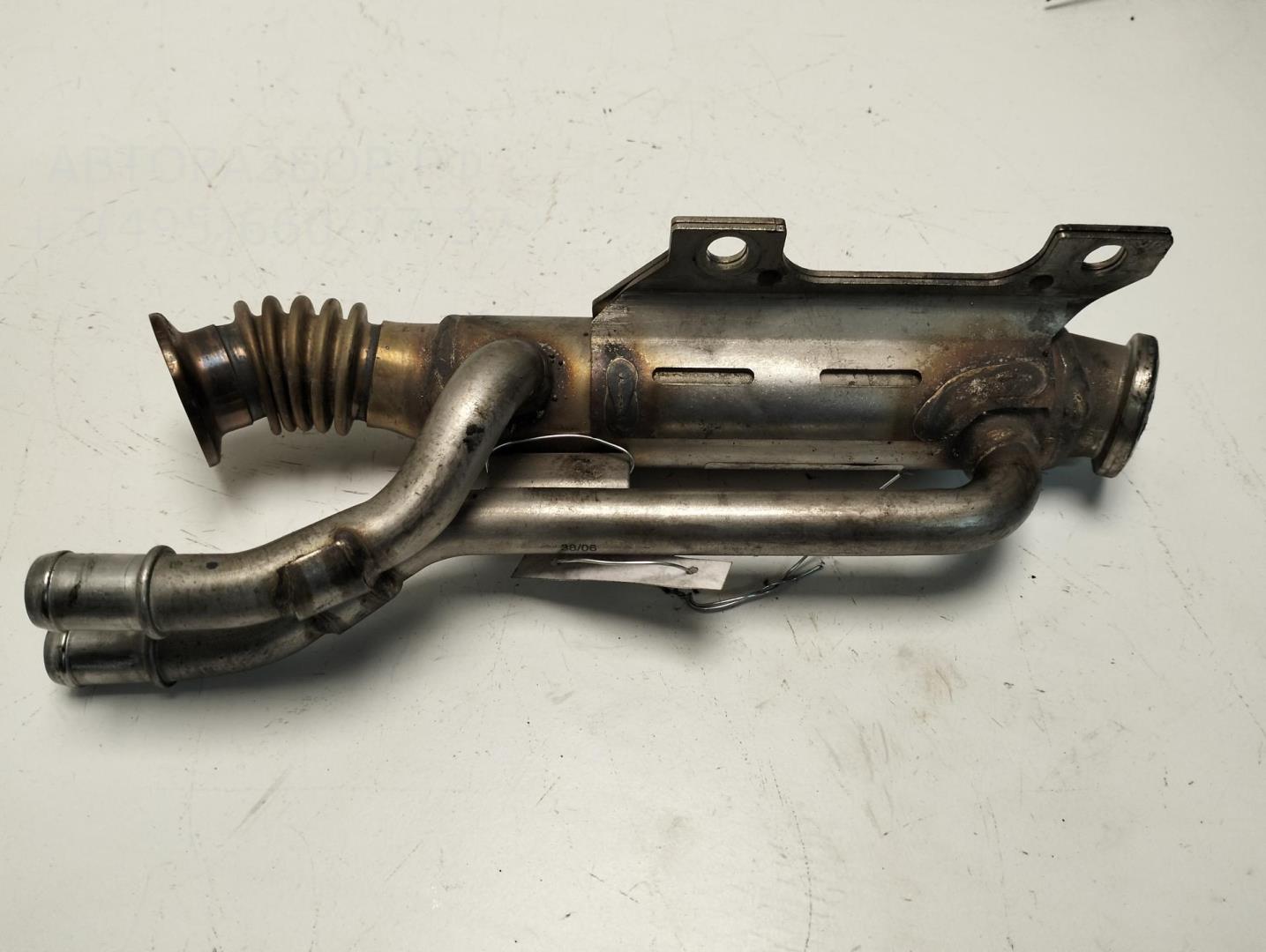 Тройник вентиляции картерных газов