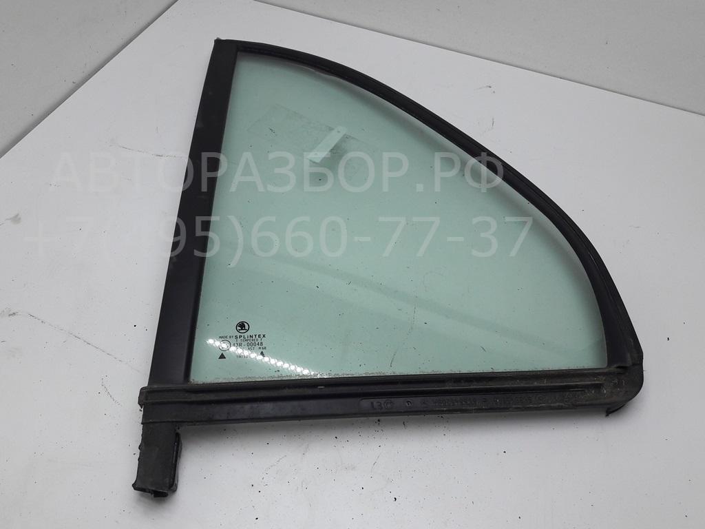 Стекло двери задней левой (форточка)
