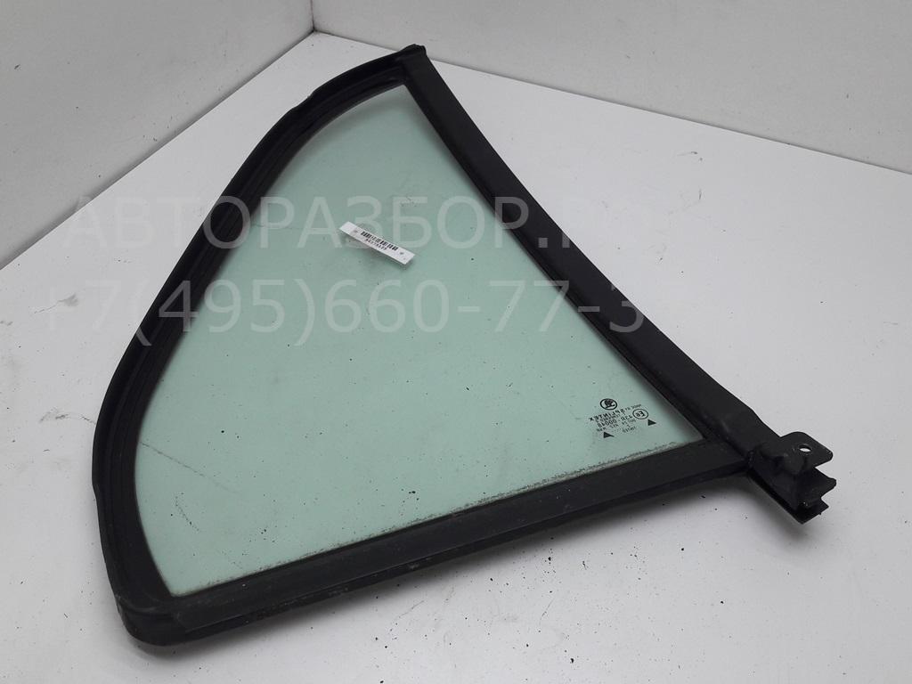 Стекло двери задней левой (форточка)