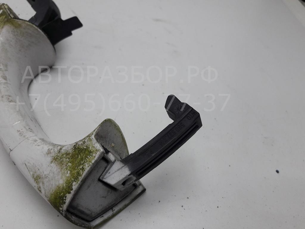 Ручка двери передней наружная правая