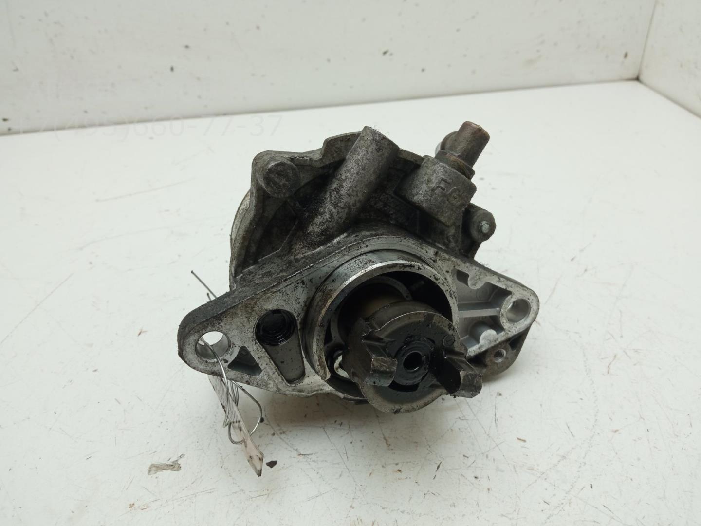 Насос вакуумный