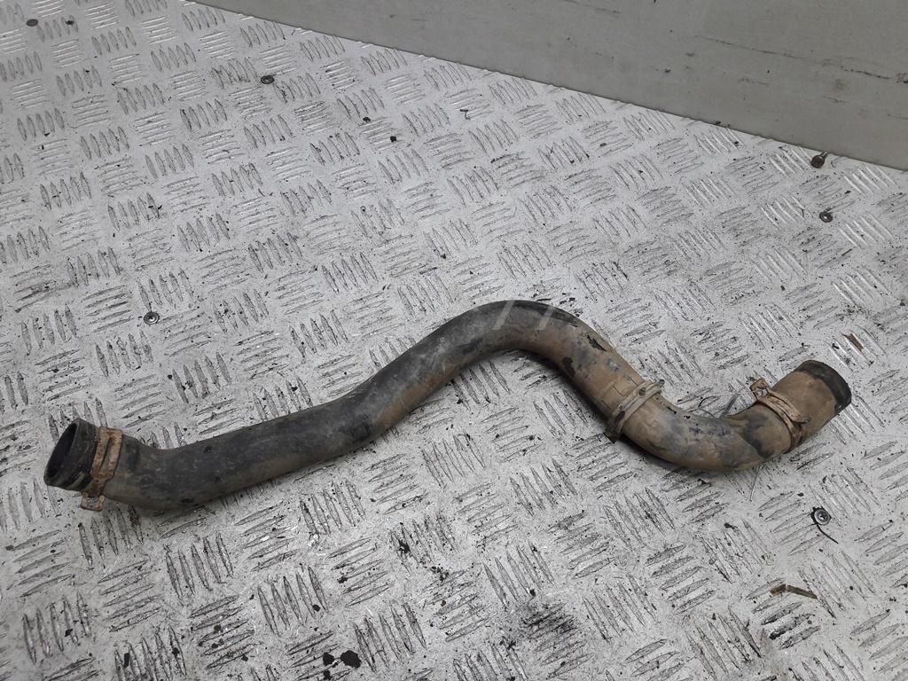 Патрубок радиатора