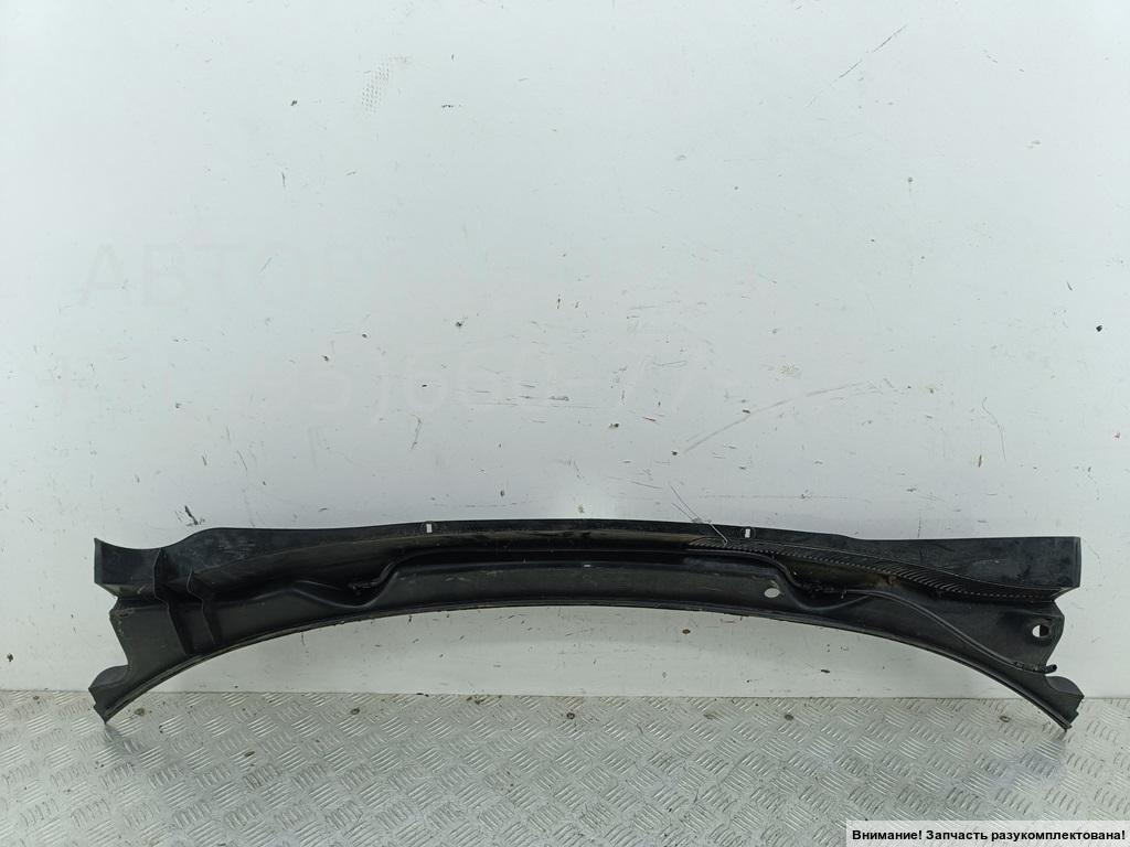 Решетка стеклоочистителей (Жабо)