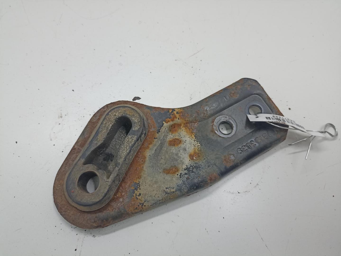 Кронштейн радиатора