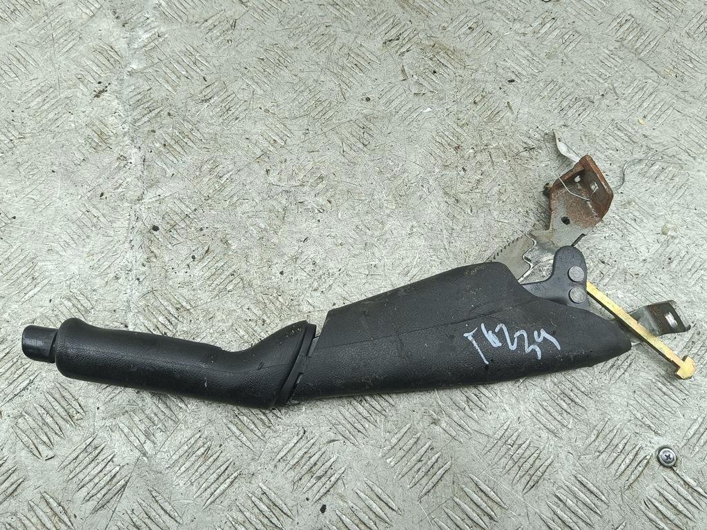 Рычаг стояночного тормоза