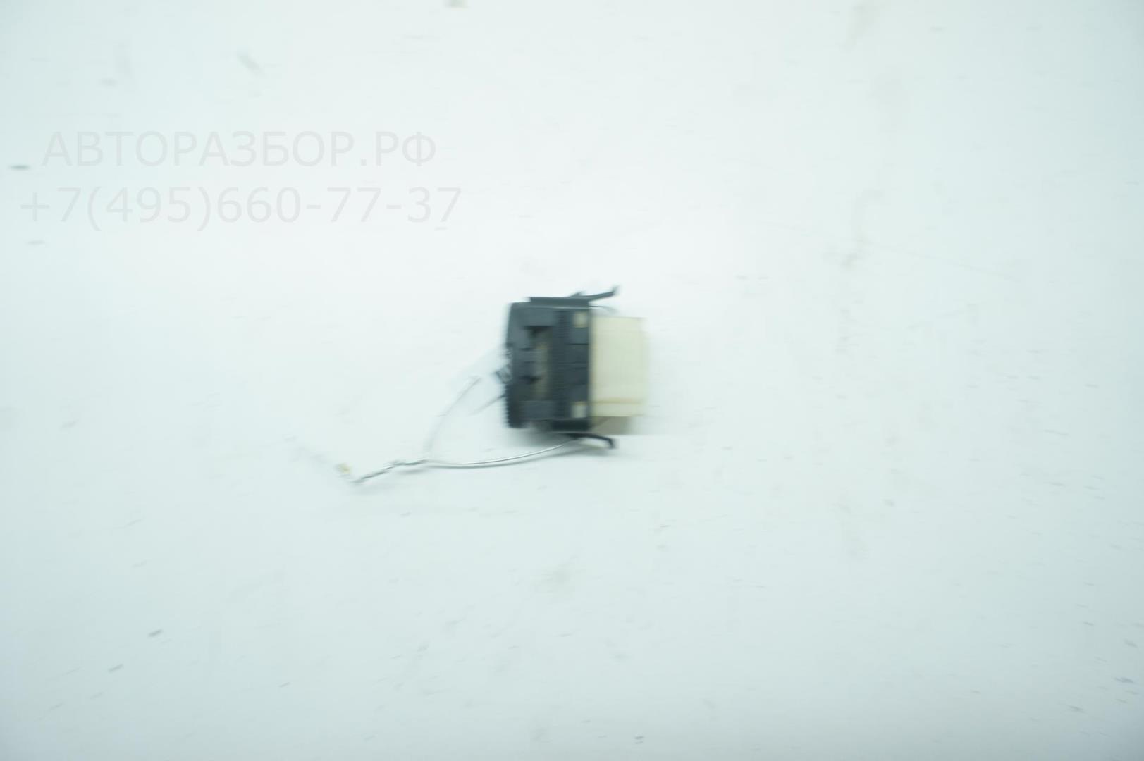 Кнопка стеклоподъемника