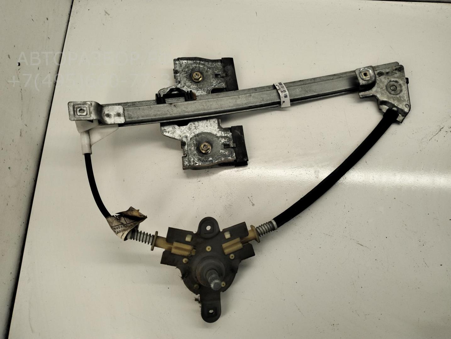 Стеклоподъемник механ. задний левый