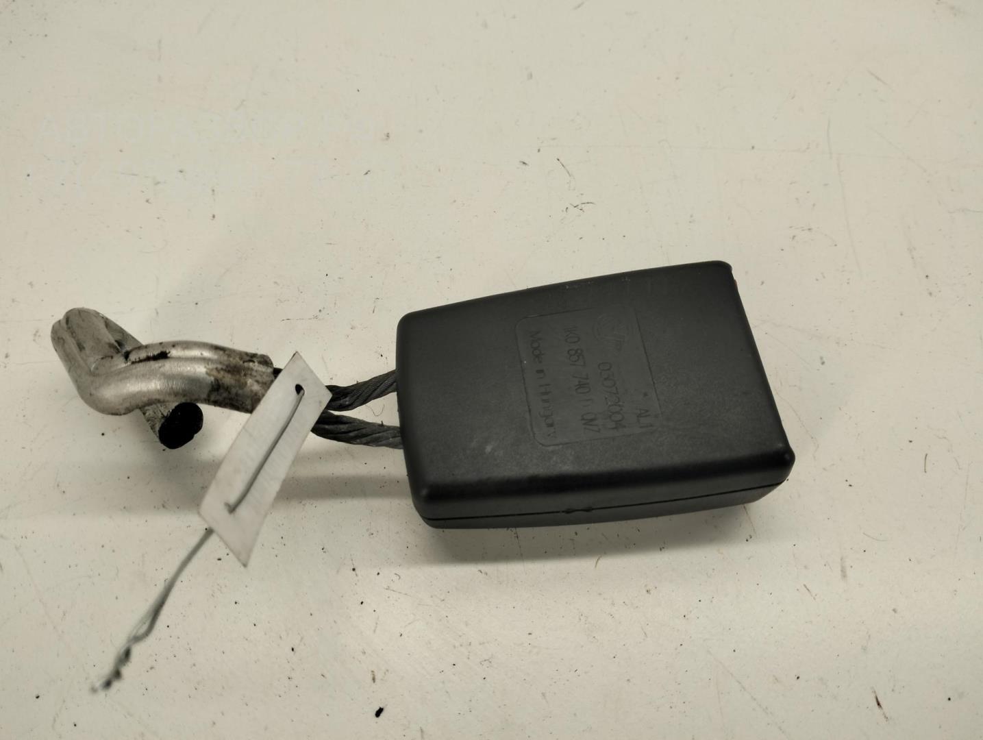 Ответная часть ремня безопасности