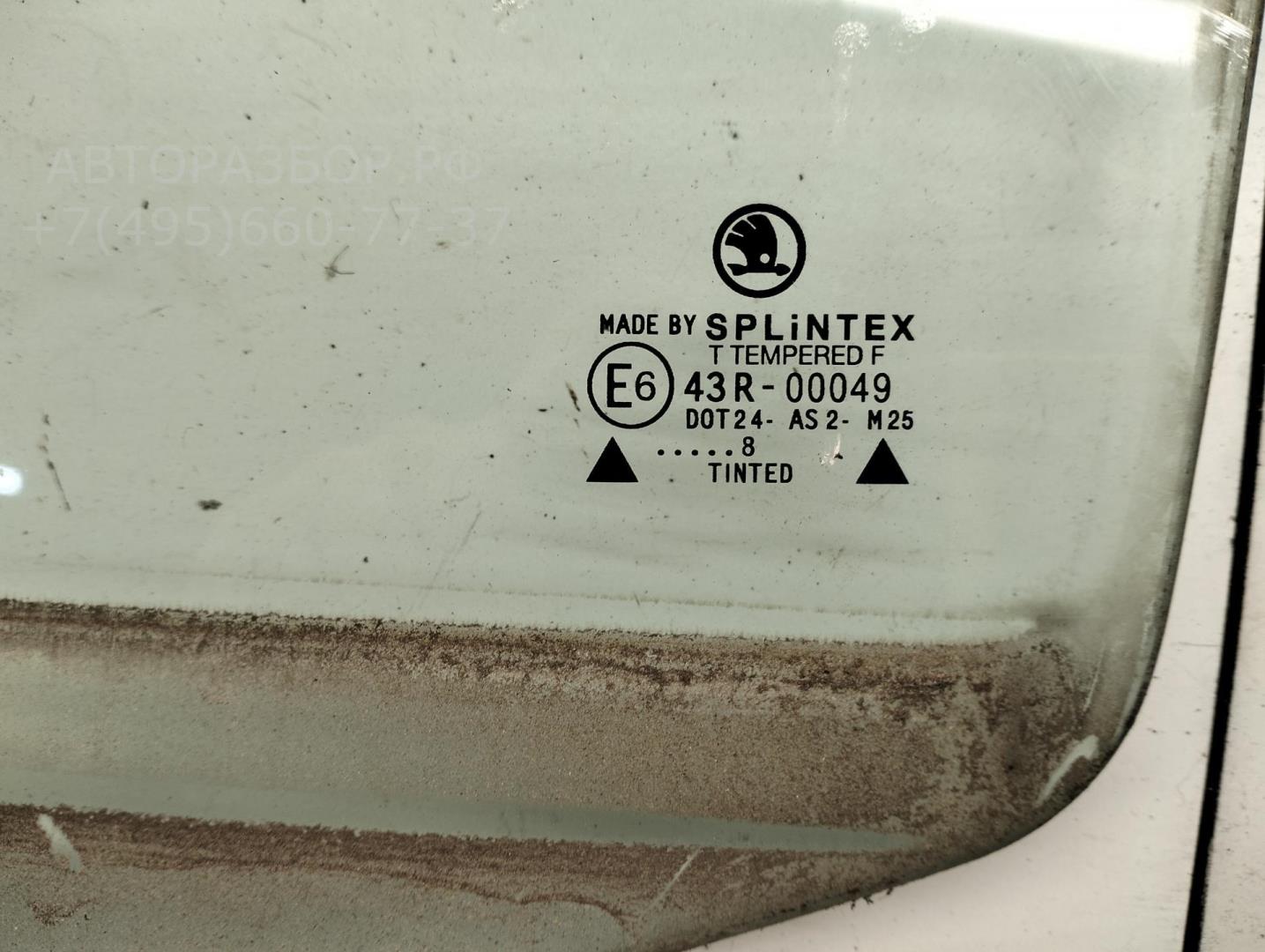 Стекло двери задней левой