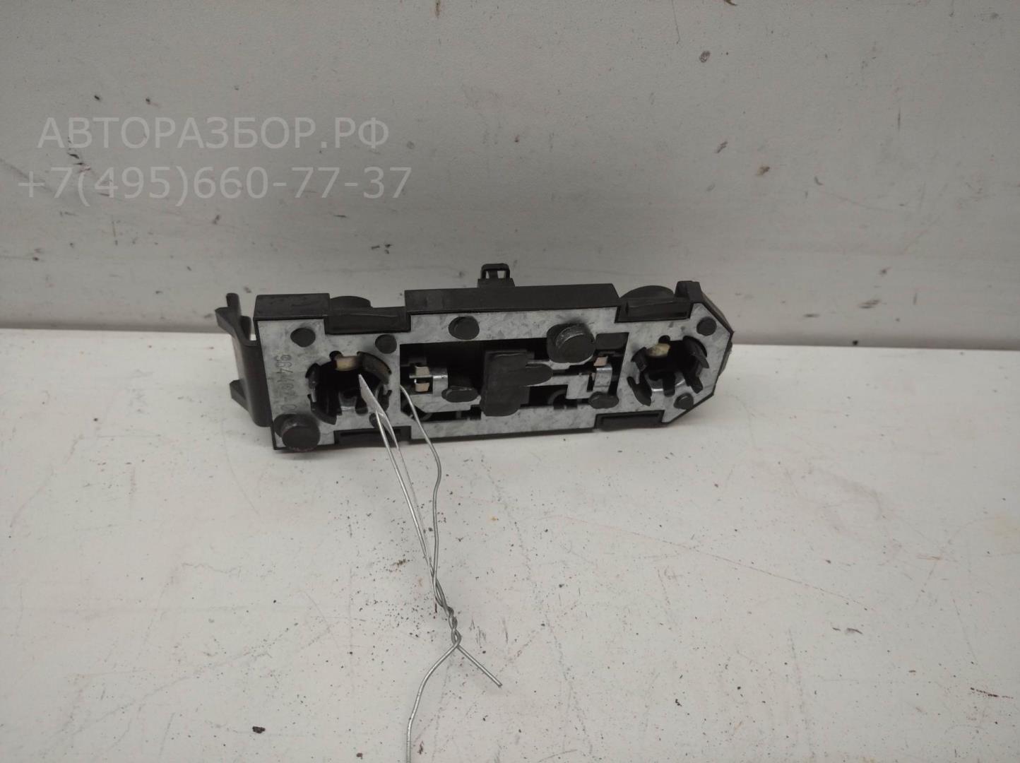 Плата заднего фонаря левого