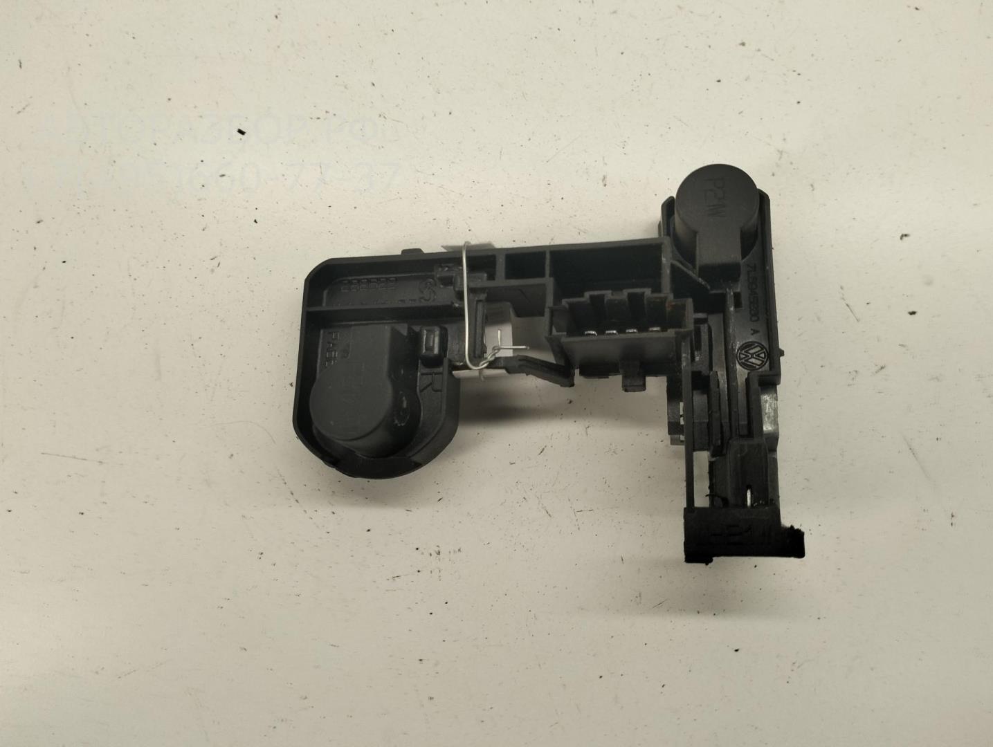 Плата заднего фонаря правого