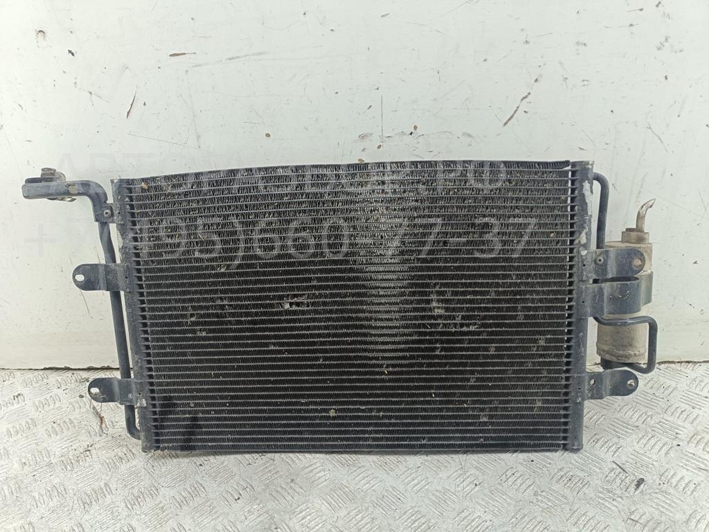 Радиатор кондиционера / конденсер