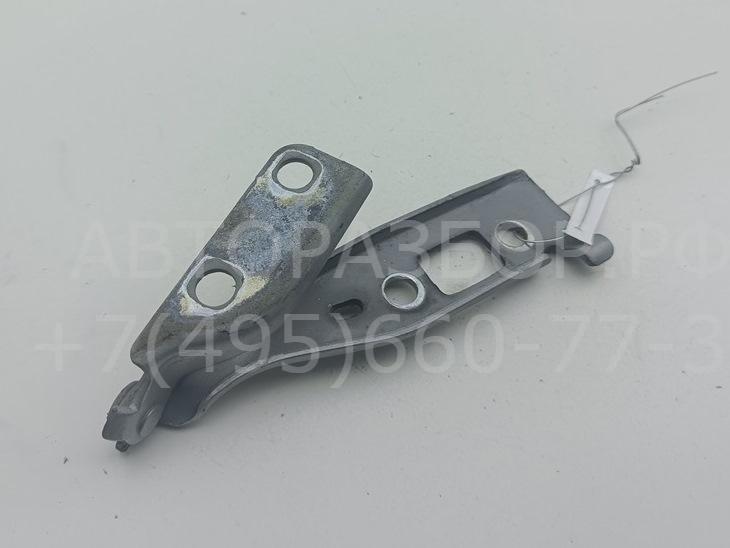 Петля капота правая